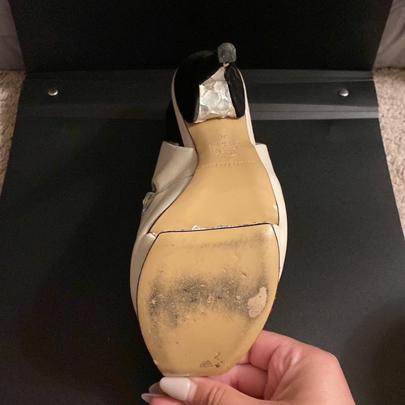 Nicholas Kirkwood heel main image 2